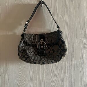 Coach SoHo Black Patterned Shoulder Bag vintage Y2K